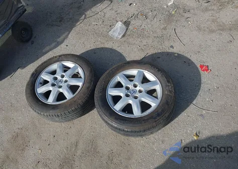 2010 Toyota Camry Le from USA, damaged, VIN 4T4BF3EK8AR048165